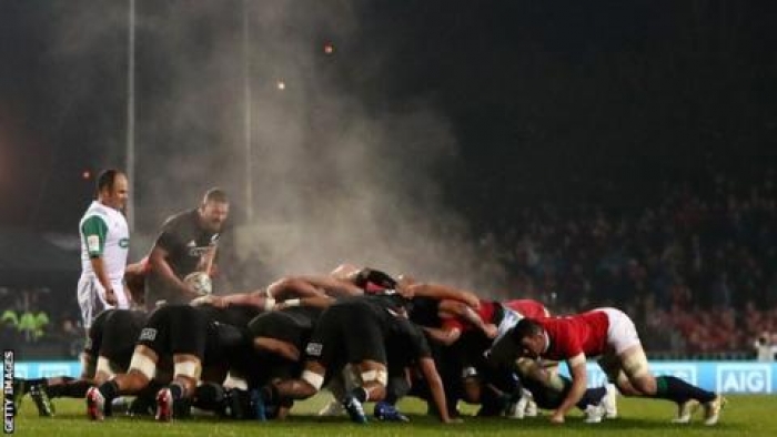 İngilizler ve İrlandalı aslanlar Maori'ye karşı kazanmak için yetki veriyorlar All Blacks