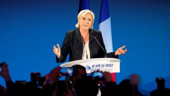 Marine Le Pen, Fransız seçimlerinde kazanırsa, eurosceptic başbakan vaadinde bulundu