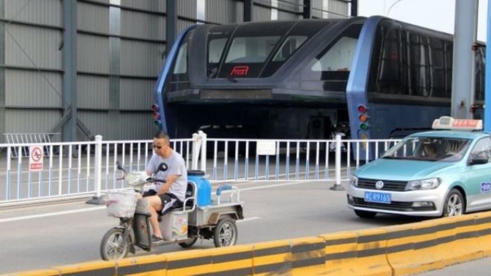 Çin'in toplu otobüs projesinde tutuklananlar