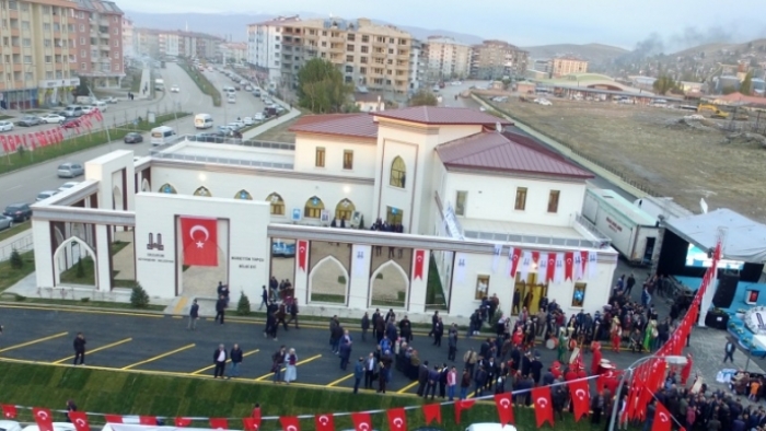 Erzurum Büyükşehir Belediyesi’nden dev kültür yatırım yapıldı
