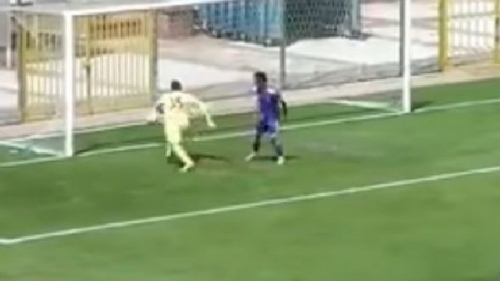 Kaleci penaltıyı kurtardı ama gol sevincinde gole engel olamadı - VİDEO