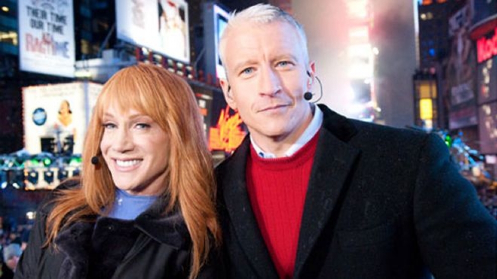 Kathy Griffin: CNN, 'hasta' Trump dublörlüğünden sonra komik düşüyor