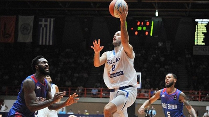 Rahat Yunan, Birleşik Krallık'ta Basketbol Dostunda Kazanır